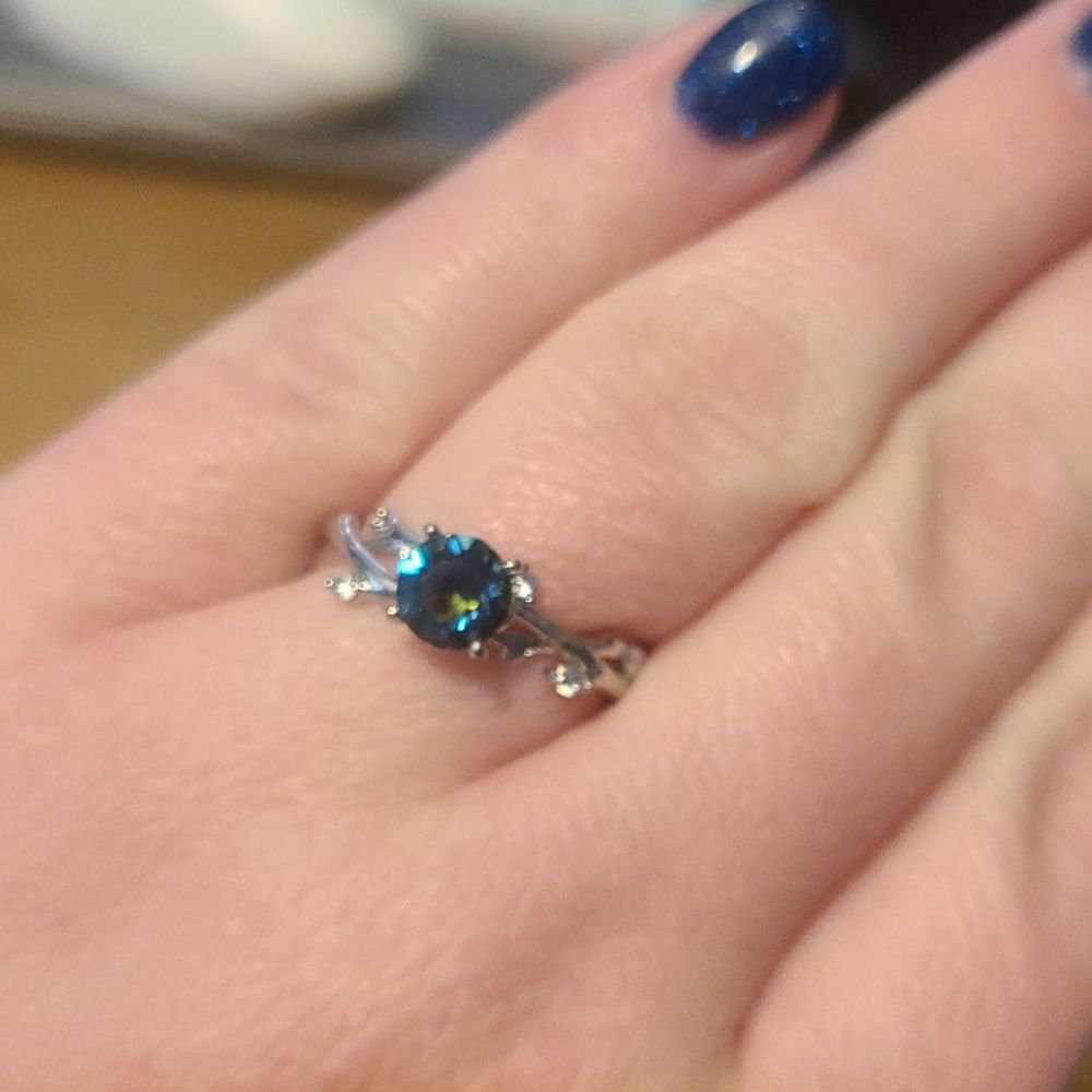 Fragrant Jewels ring size 8
